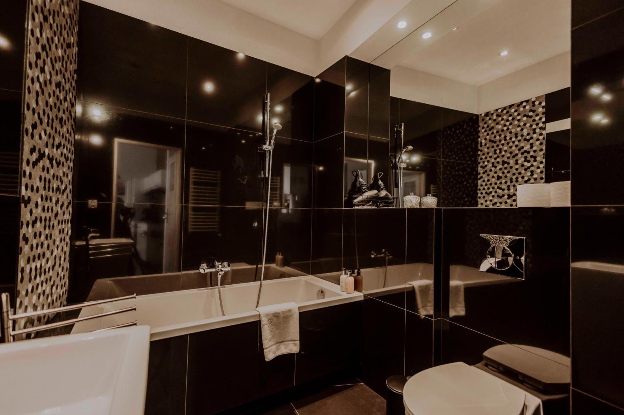 Golden Pearl - Main Square, 100 Sqm, 4 Rooms Краков Экстерьер фото