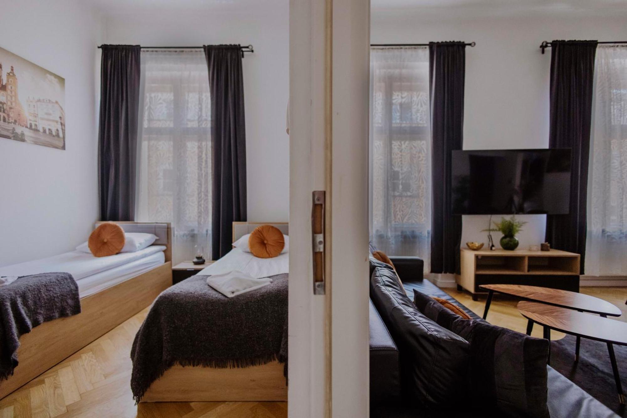Golden Pearl - Main Square, 100 Sqm, 4 Rooms Краков Экстерьер фото